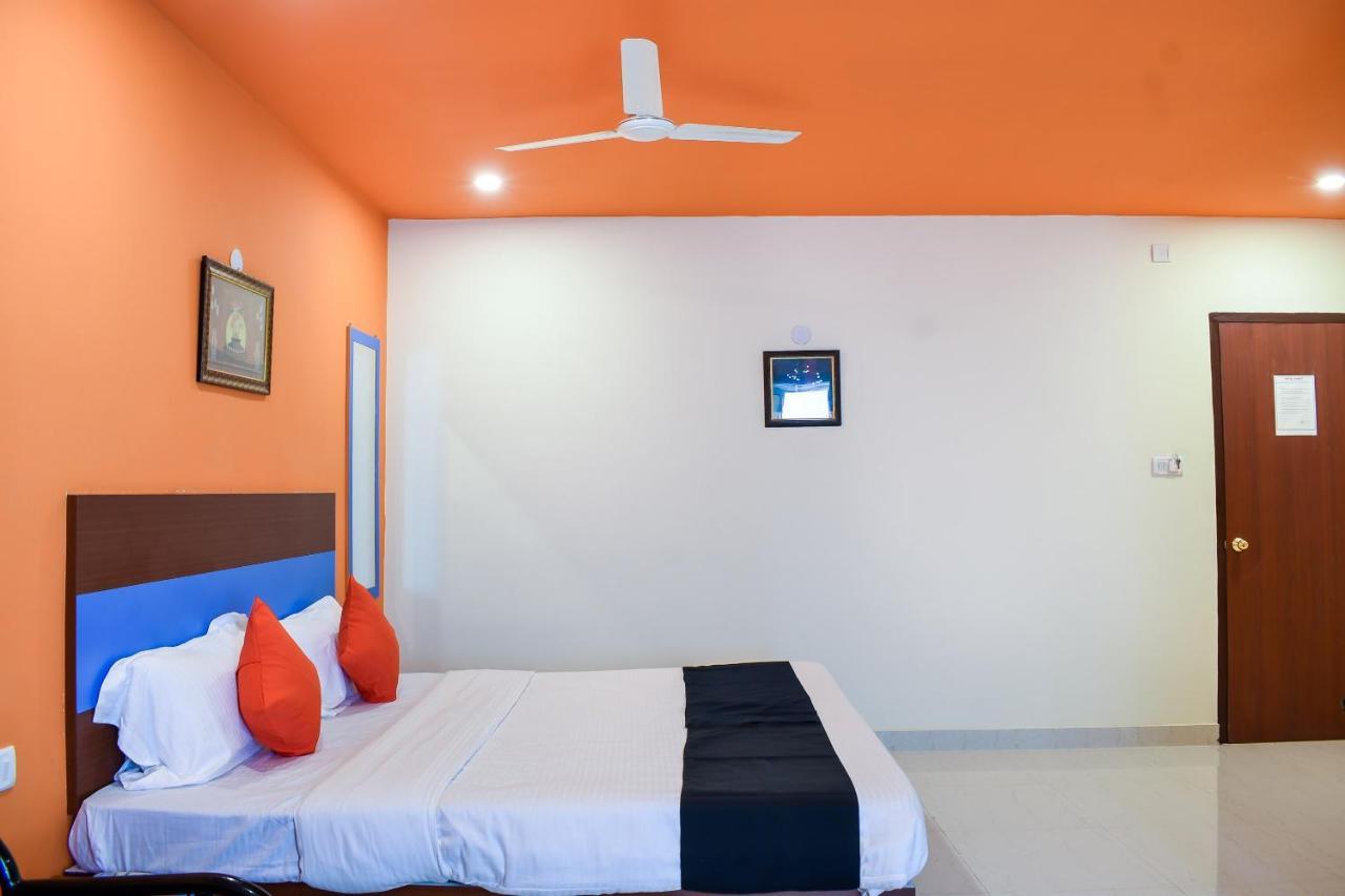 Capital O 67249 Hotel Planet Bhubaneswar Dış mekan fotoğraf
